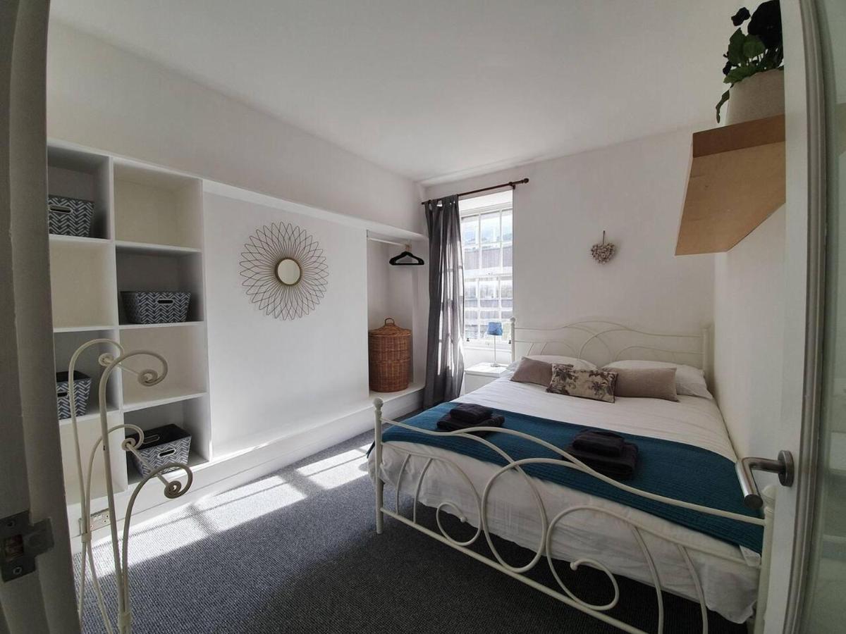 Lovely 2 Bedroom Flat In The Heart Of The City EDI Kültér fotó